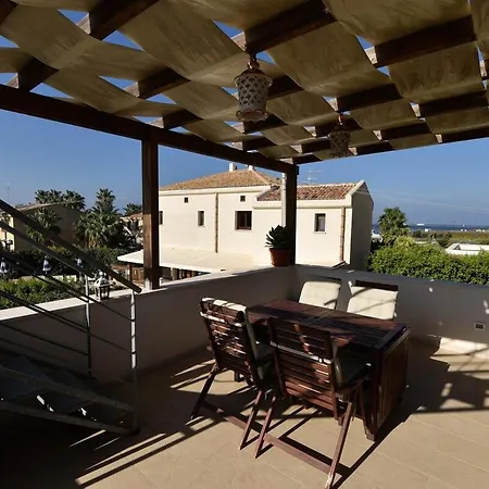 Max Kitehouse Stagnone * Marsala