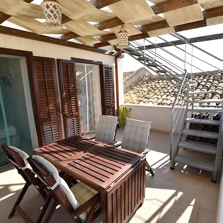 Max Kitehouse Stagnone * Marsala